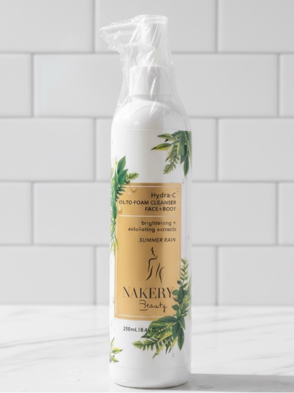 Nakery Oil To Foam Body & Facial Cleanser 8.4 fl oz.Exotic Paradise